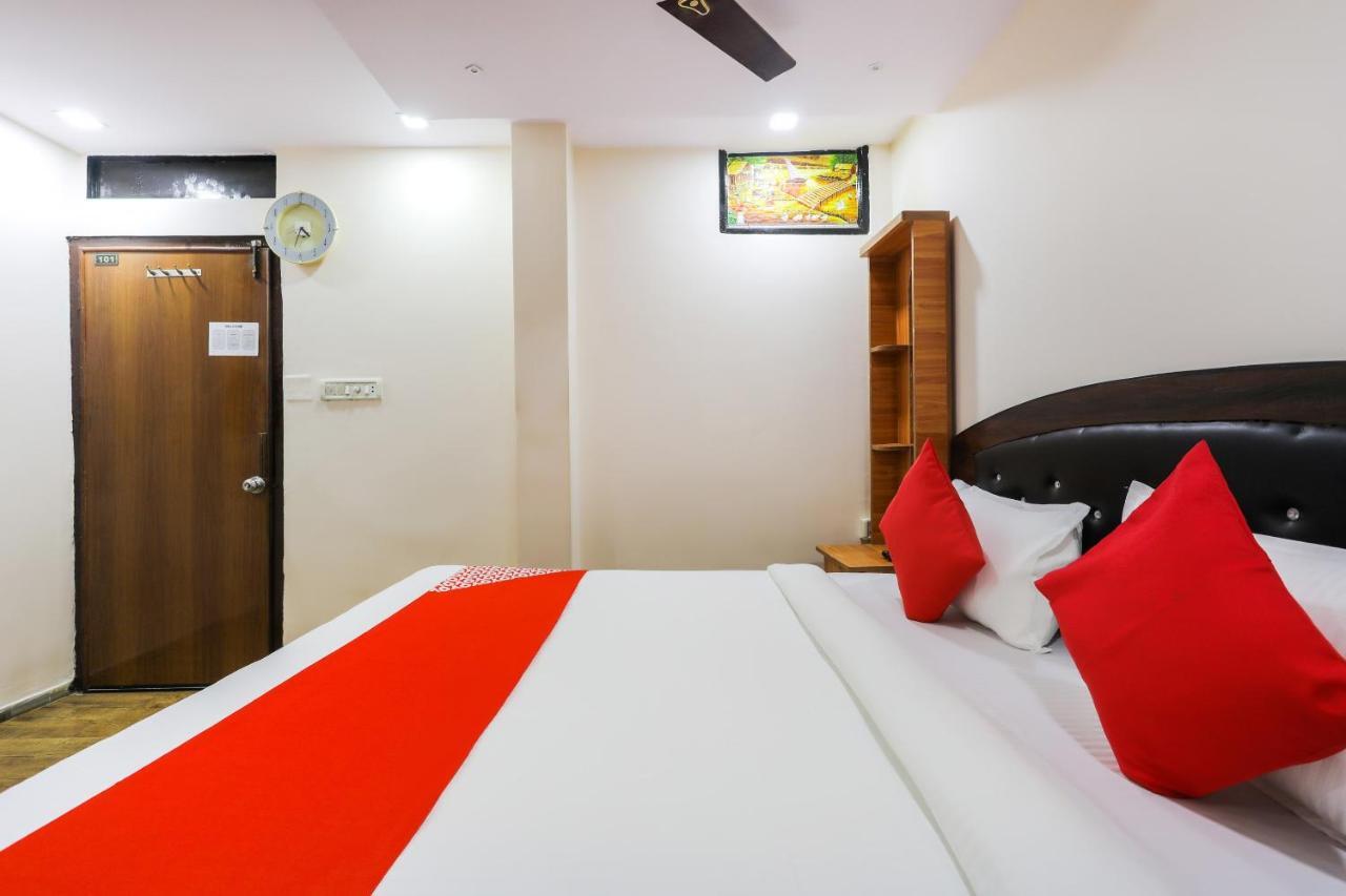 Oyo 62194 Pleasure Palace Hotel Indore Exterior photo