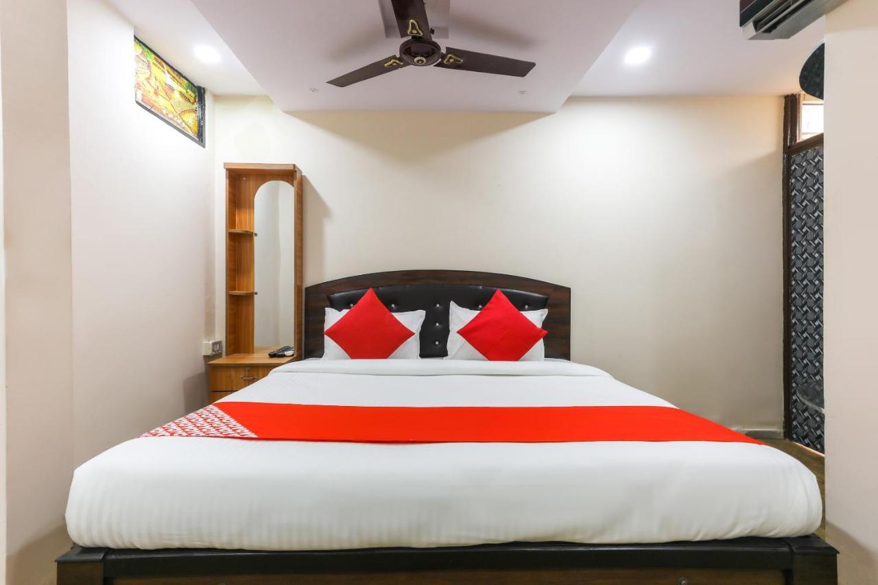 Oyo 62194 Pleasure Palace Hotel Indore Exterior photo